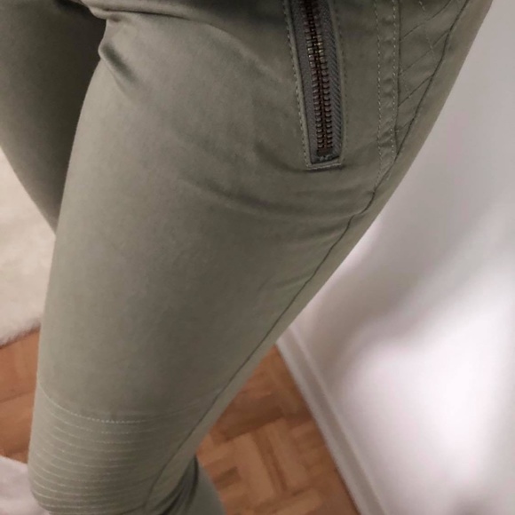 Jeans - Picture 4 of 6